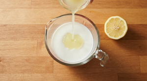 Best Buttermilk Substitutes for Baking and Cooking
